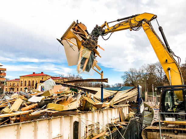 Best Yard Cleanup Services  in Lakewood, IL